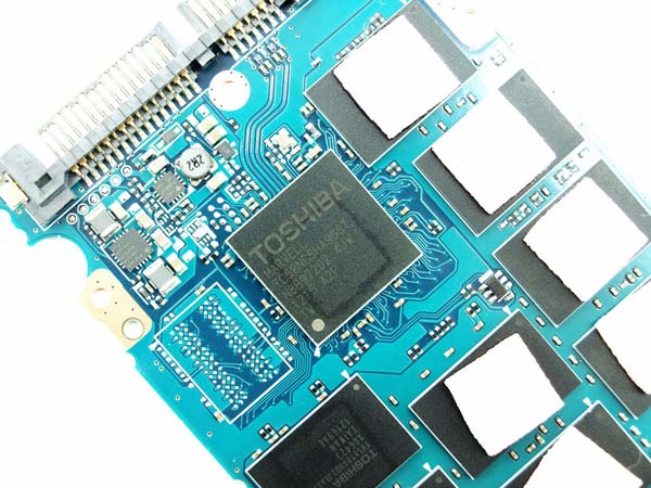 Тест SSD Toshiba THNSNF512GCSS 512ГБ